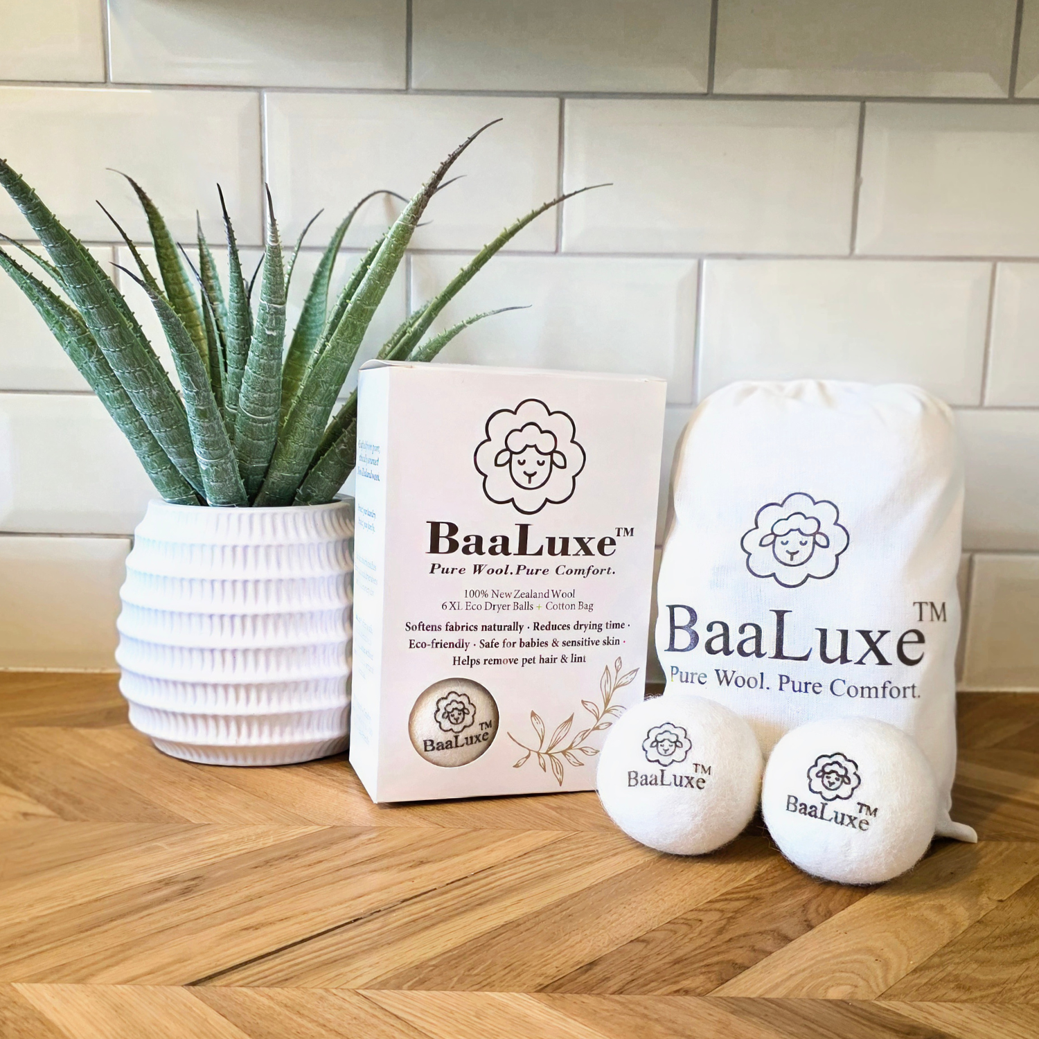 BaaLuxe™ Pure Wool Dryer Balls - Set of 6 with Reusable Cotton Bag